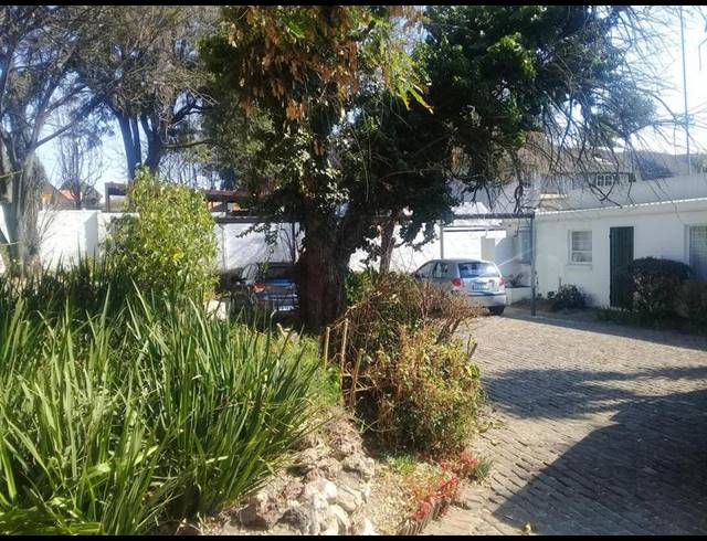 2 BEDROOM PROPERTY TO RENT IN BUCCLEUCH